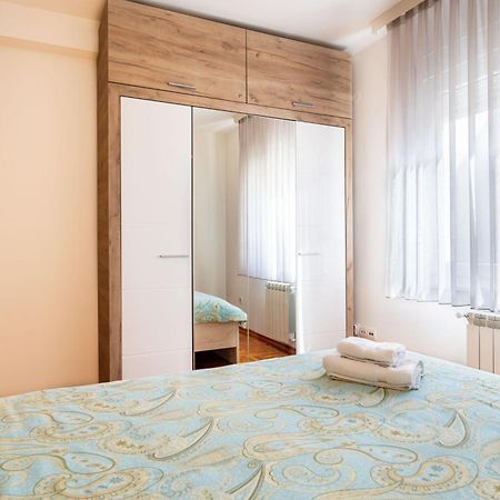 Harizma Apartmani Kragujevac Luaran gambar