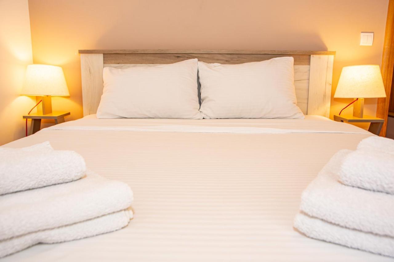 Harizma Apartmani Kragujevac Luaran gambar