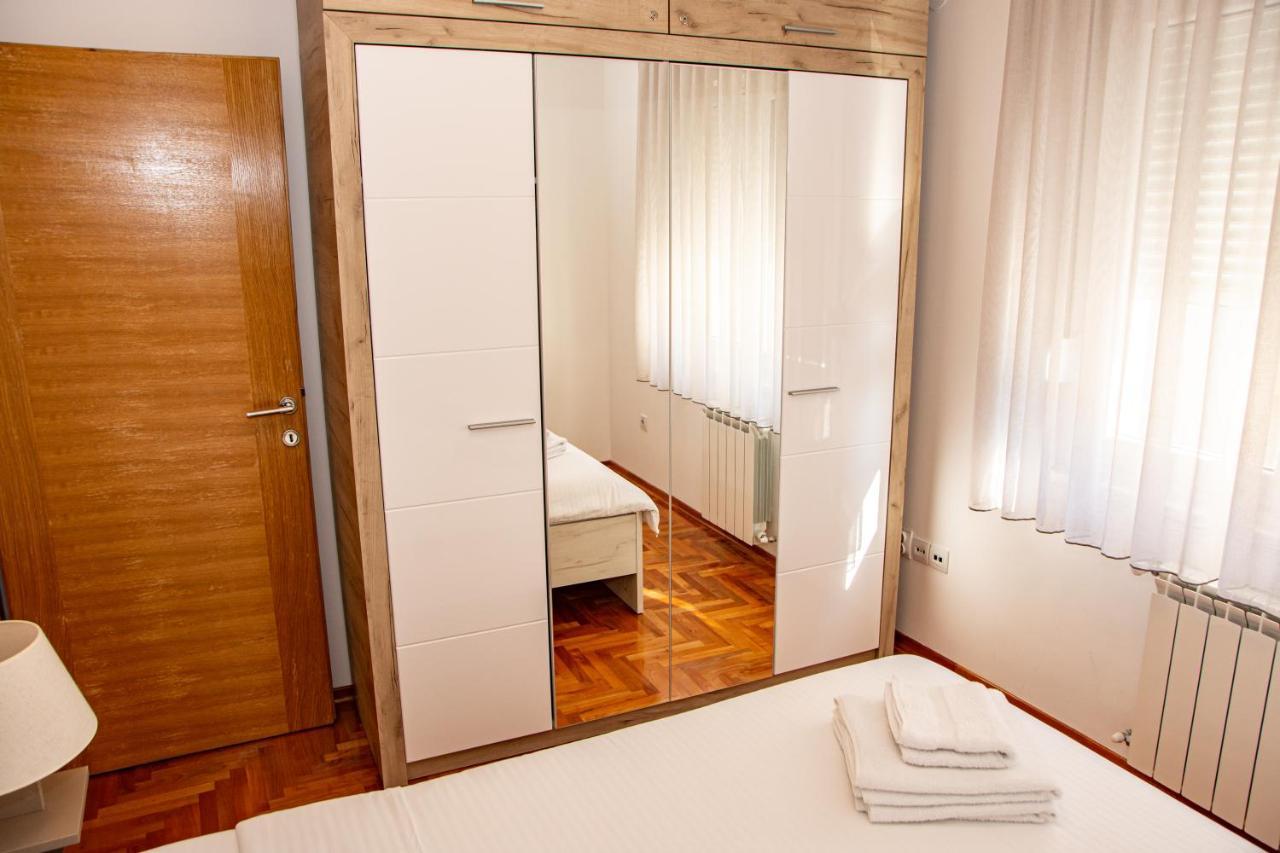 Harizma Apartmani Kragujevac Luaran gambar