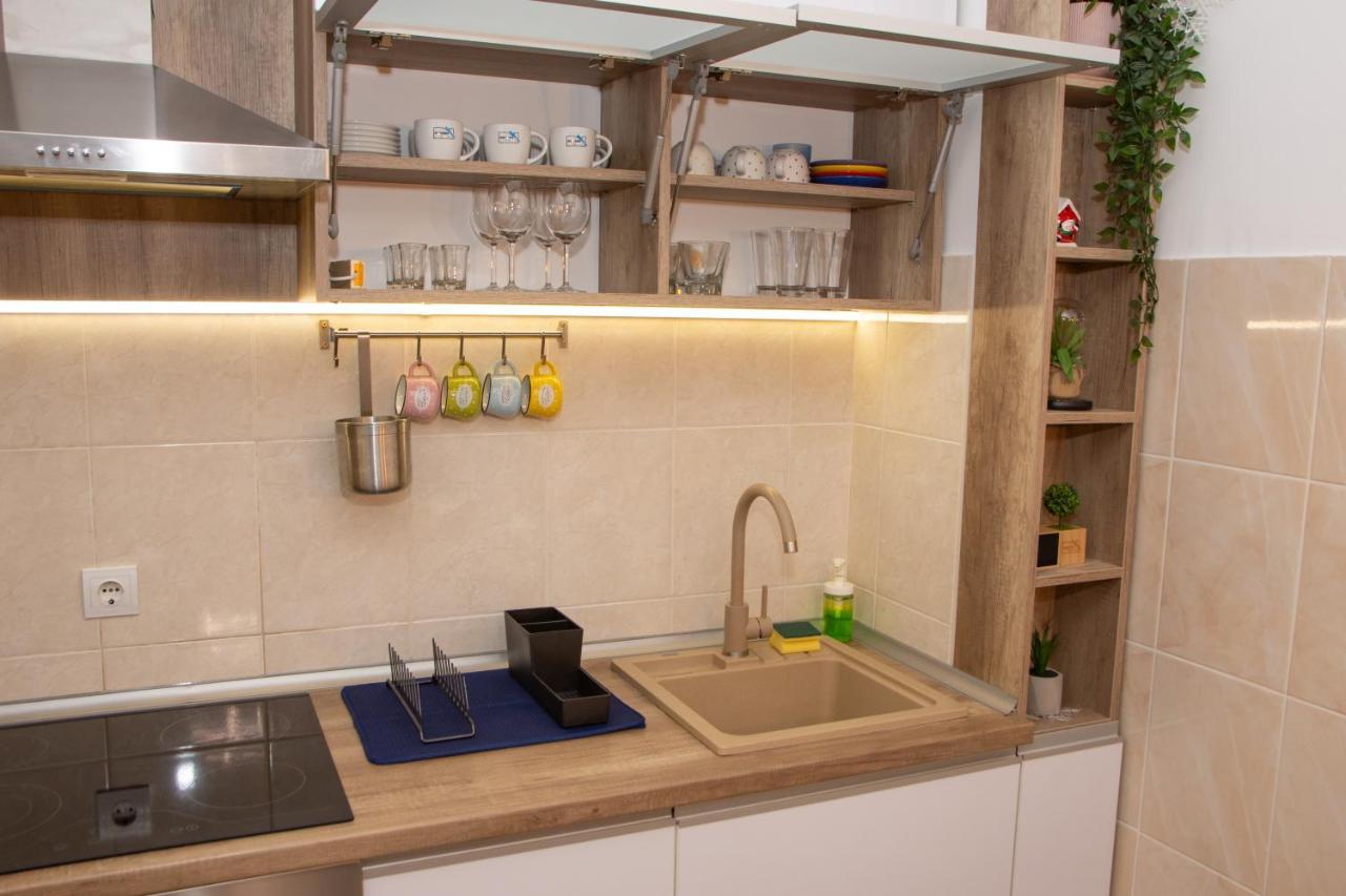 Harizma Apartmani Kragujevac Luaran gambar
