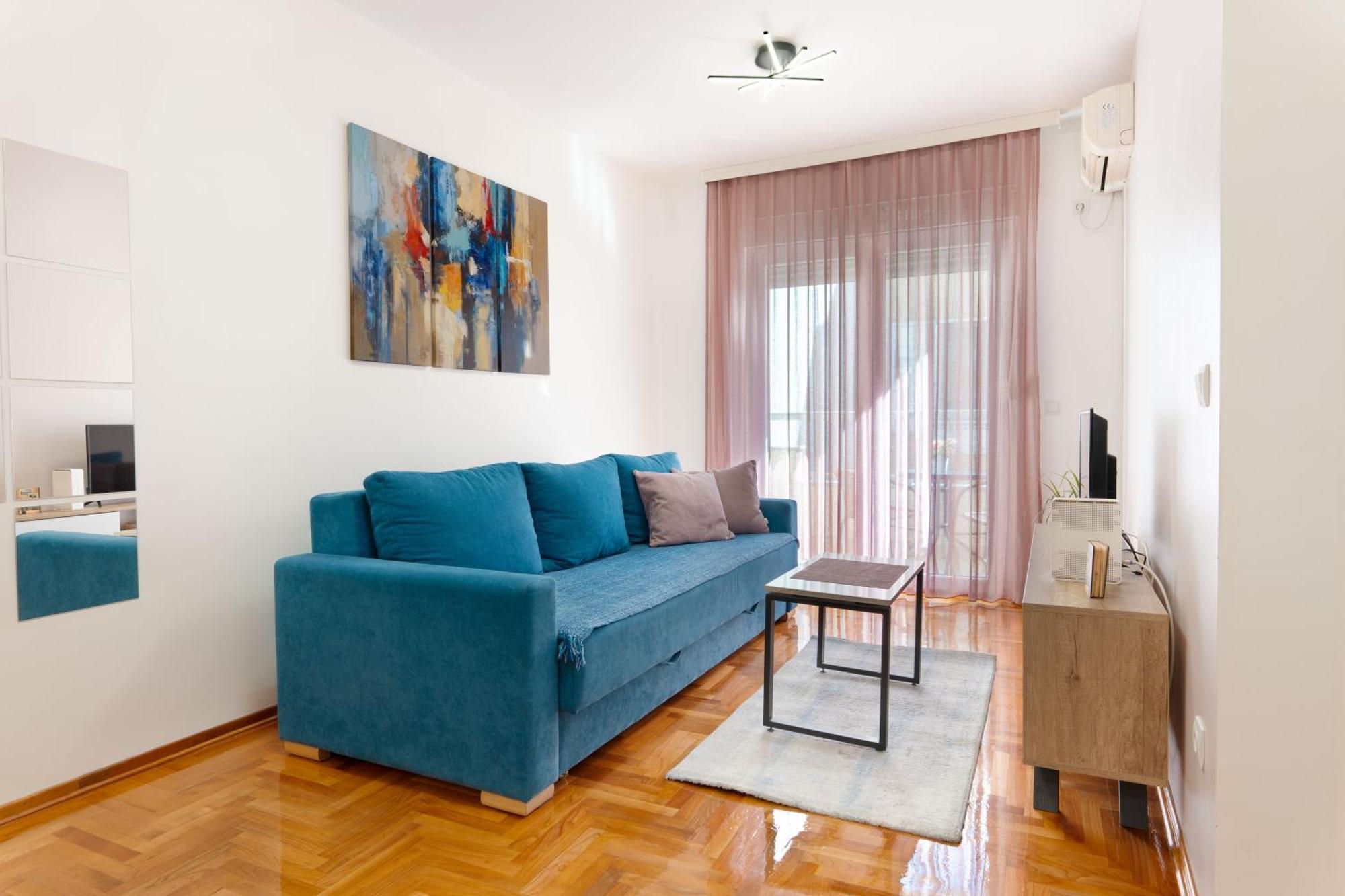 Harizma Apartmani Kragujevac Luaran gambar