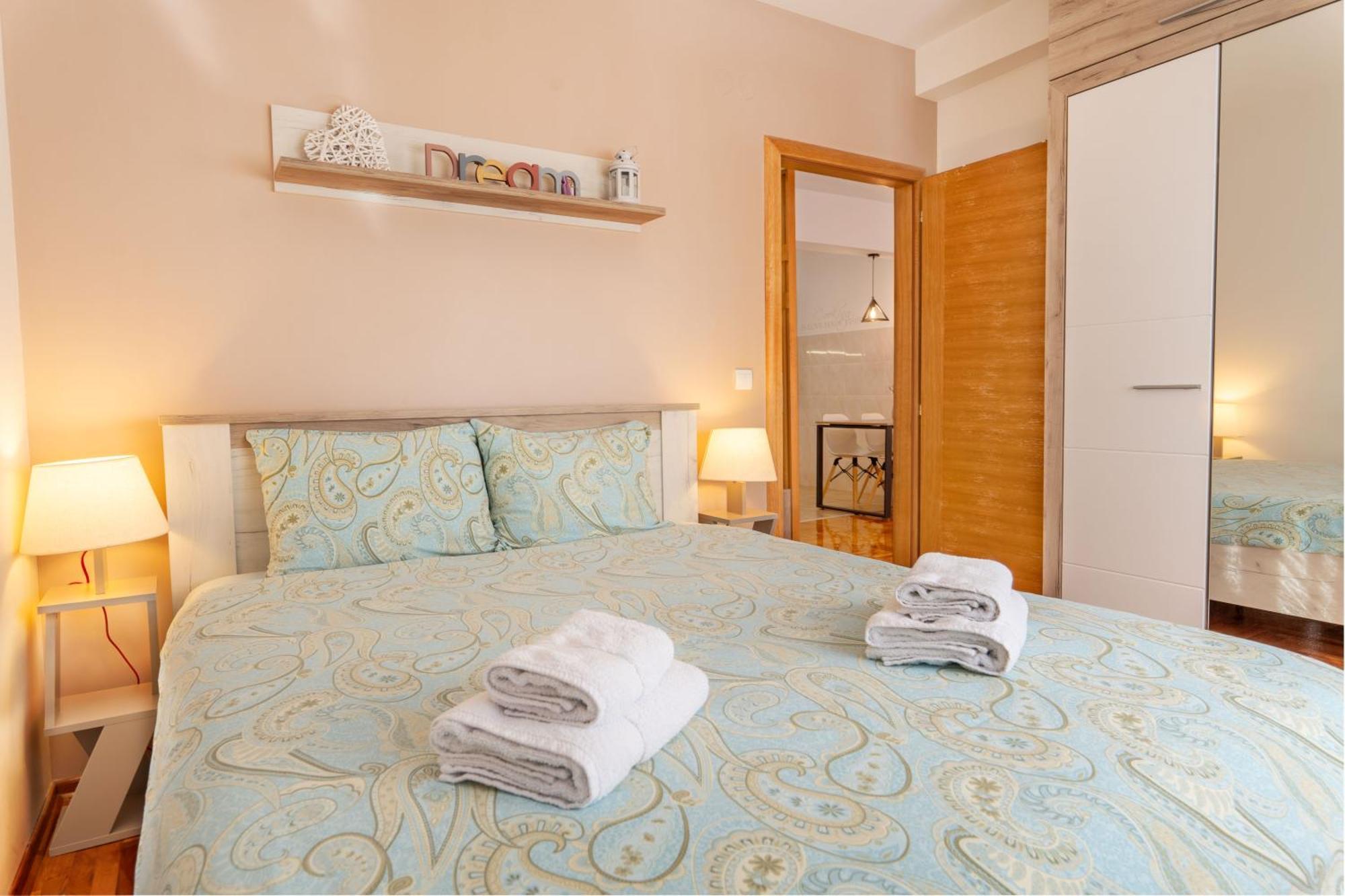 Harizma Apartmani Kragujevac Luaran gambar